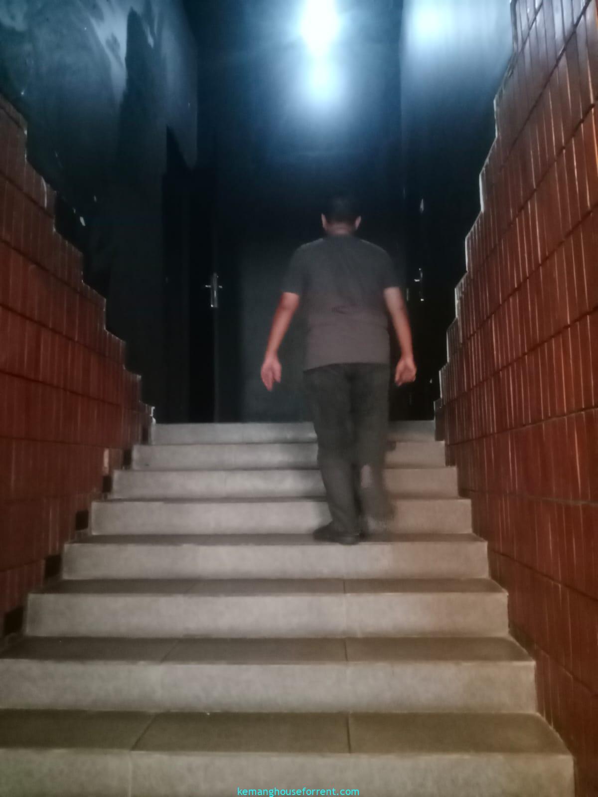 Disewakan Ruko Strategis di Senopati Jakarta Selatan (7)