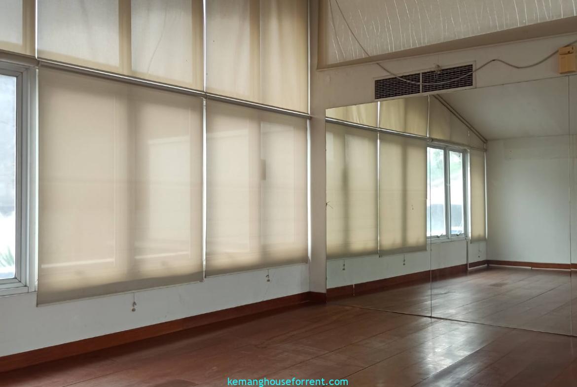 Elegant Modern Home with Pool for Rent in Metro Alam, Pondok Indah 13