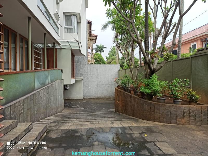 Elegant Modern Home with Pool for Rent in Metro Alam, Pondok Indah 14