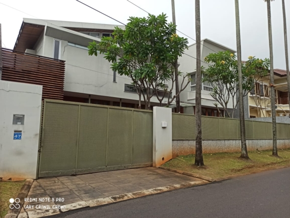 Elegant Modern Home with Pool for Rent in Metro Alam, Pondok Indah 15
