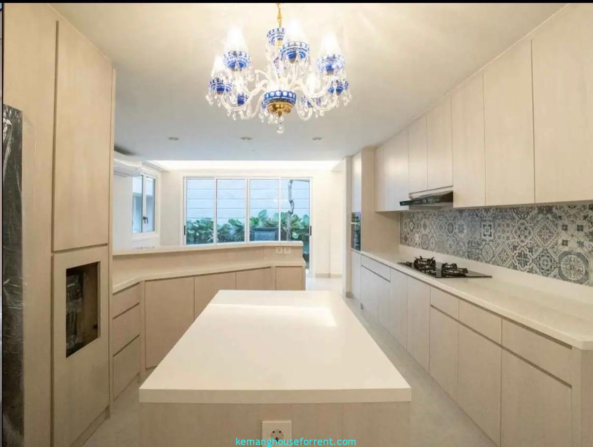 Executive Paradise House for Rent $5400 (5)