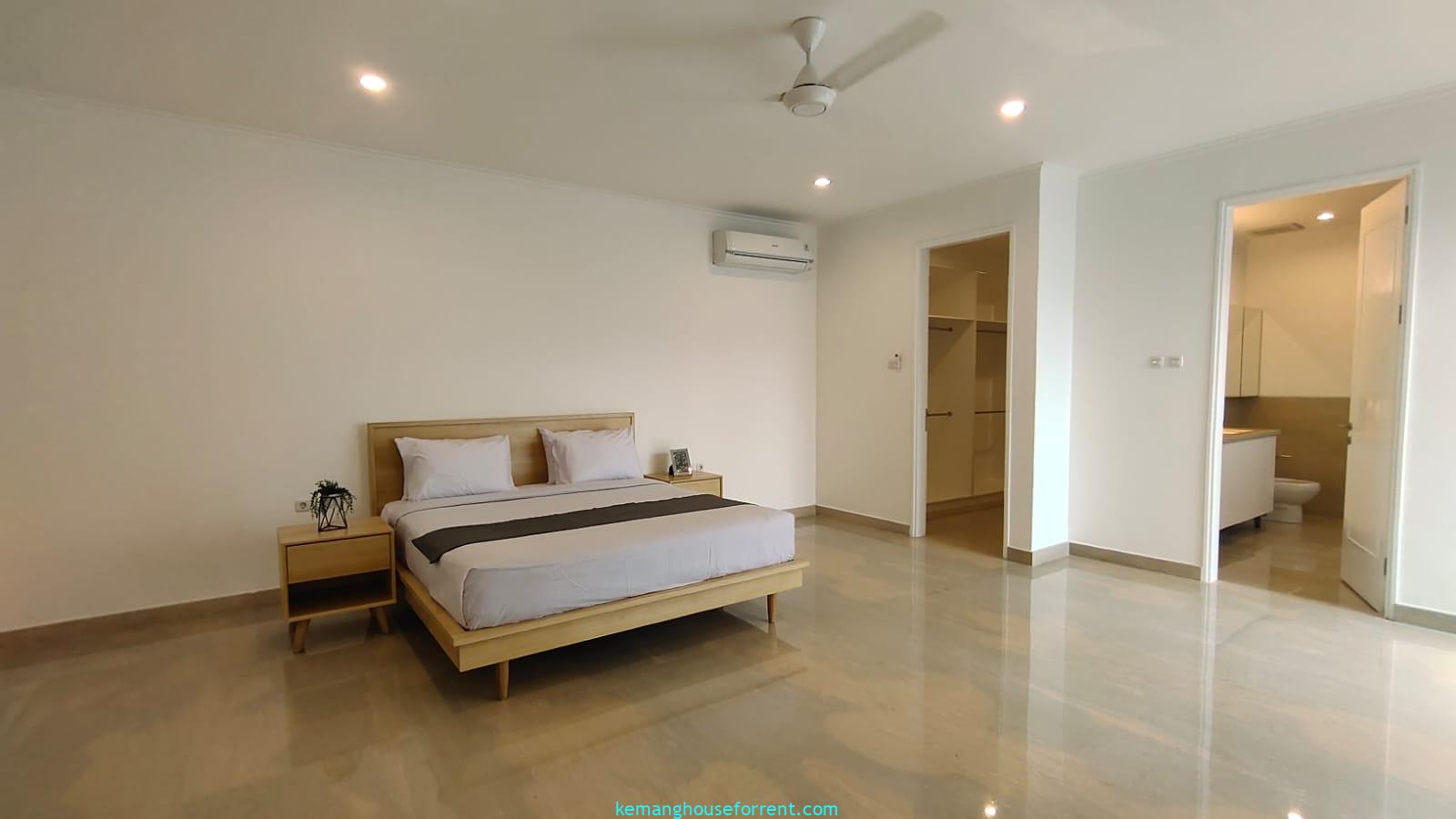 Executive Paradise KAv H Spacious 5 Bedroom House for Rent (10)
