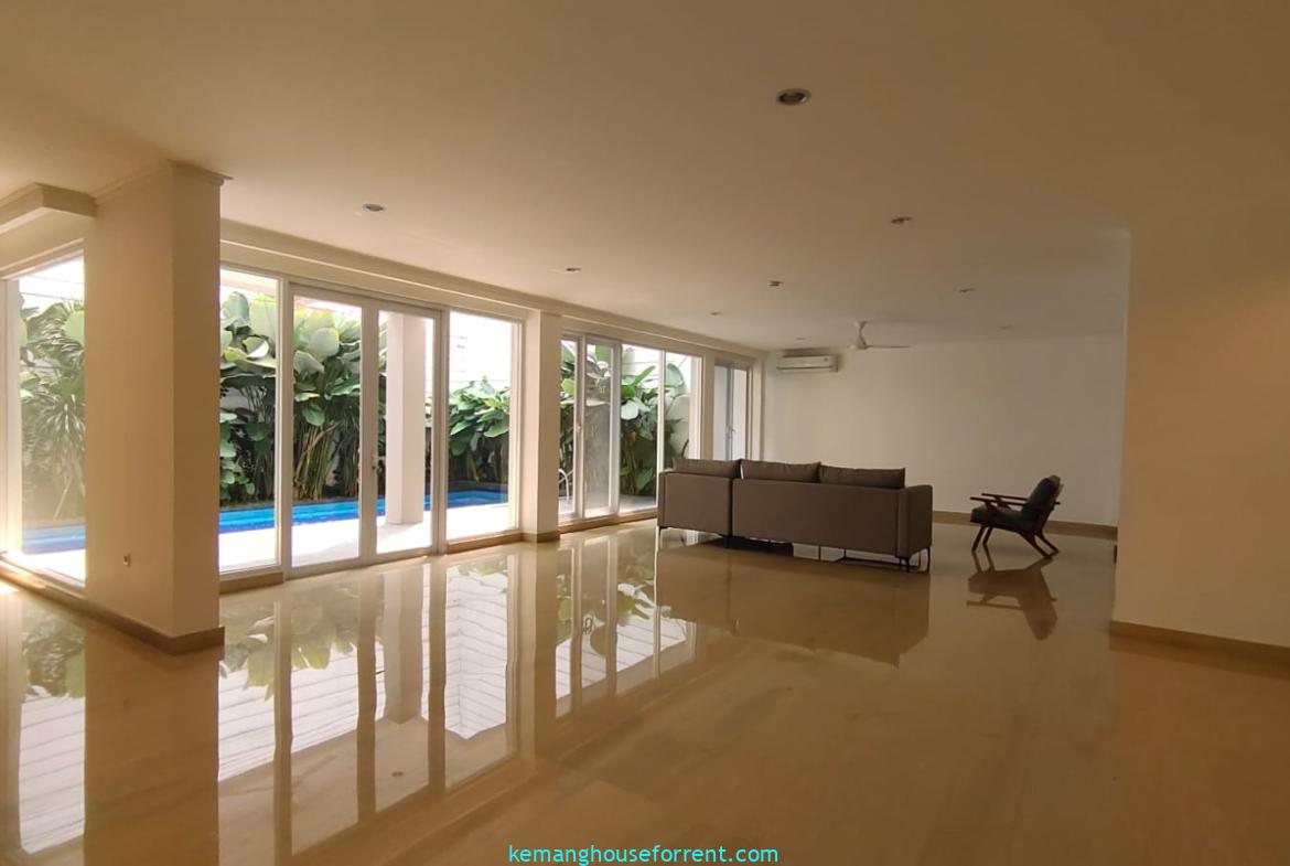 Executive Paradise KAv H Spacious 5 Bedroom House for Rent (12)