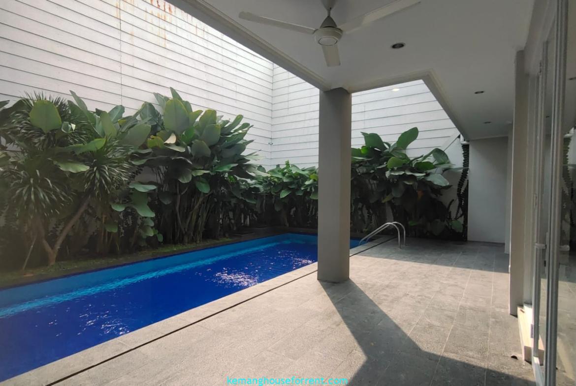 Executive Paradise KAv H Spacious 5 Bedroom House for Rent (14)