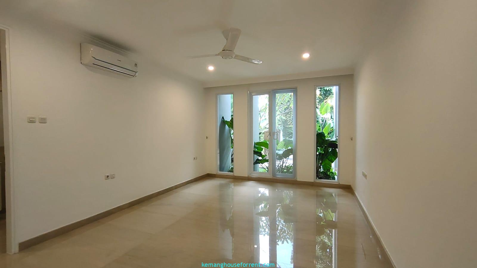 Executive Paradise KAv H Spacious 5 Bedroom House for Rent (17)