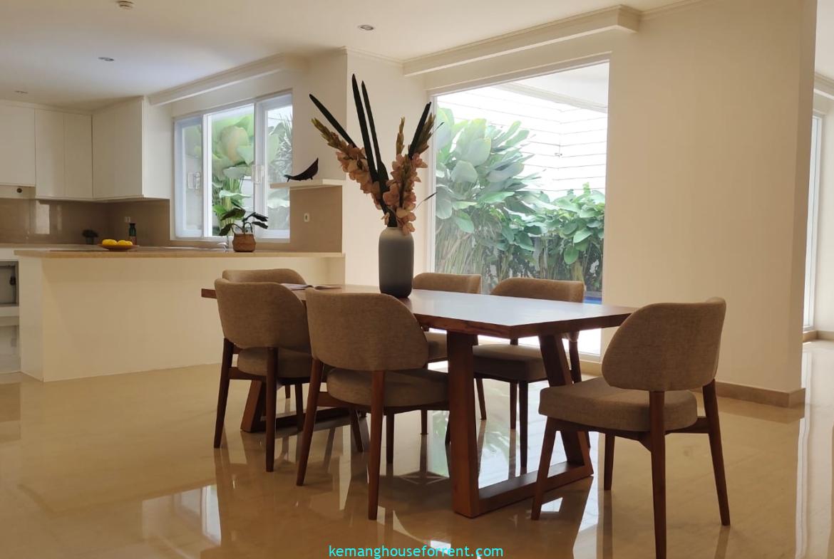 Executive Paradise KAv H Spacious 5 Bedroom House for Rent (18)