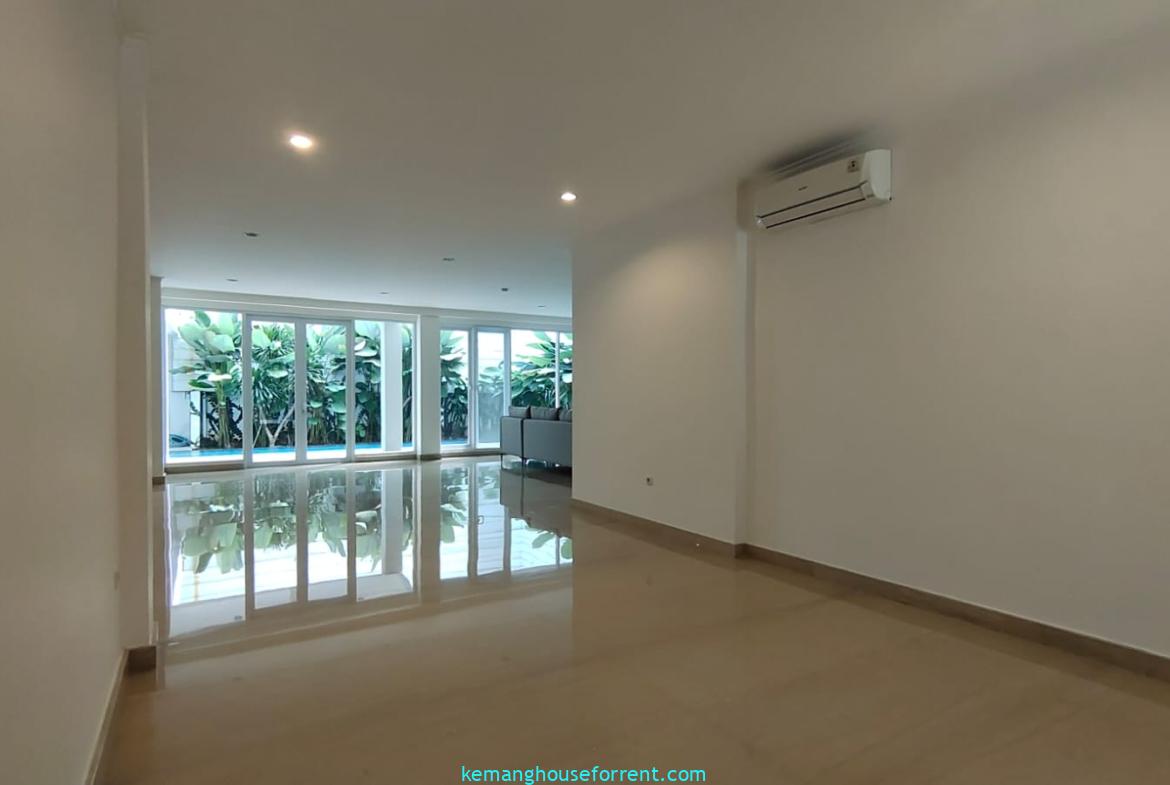 Executive Paradise KAv H Spacious 5 Bedroom House for Rent (20)