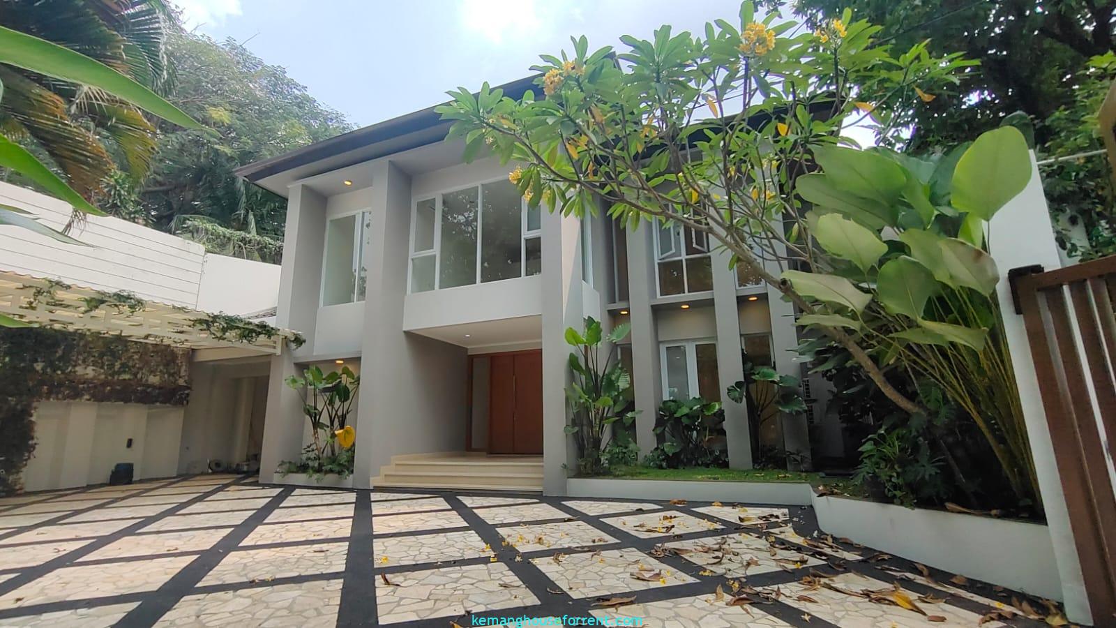 Executive Paradise KAv H Spacious 5 Bedroom House for Rent (4)