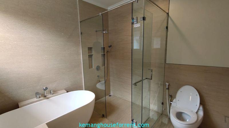 House for Rent in Executive Paradise KAV. B (6)