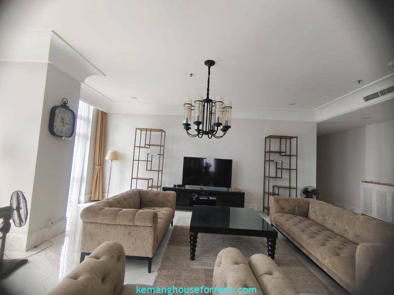 Luxury 3-Bedroom Apartment for Rent at Dharmawangsa Essence East Tower 35is (17)