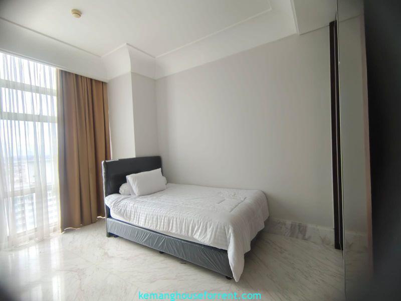 Luxury 3-Bedroom Apartment for Rent at Dharmawangsa Essence East Tower 35is (2)