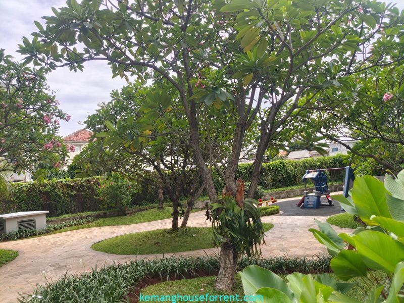 Luxury 3-Bedroom Apartment for Rent at Dharmawangsa Essence East Tower 35is (20)