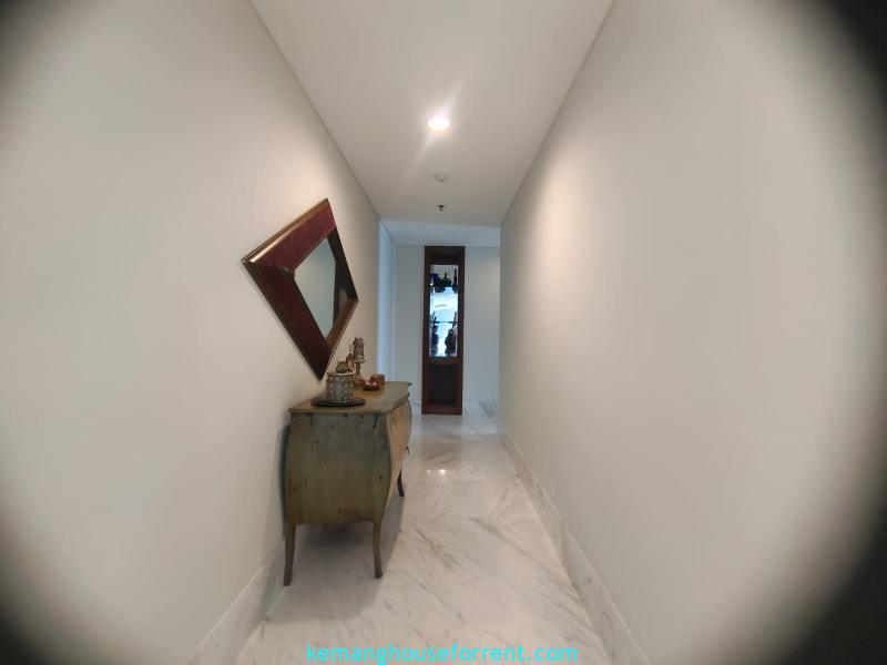 Spacious 3-Bedroom Apartment for Rent at Dharmawangsa Essence (14)