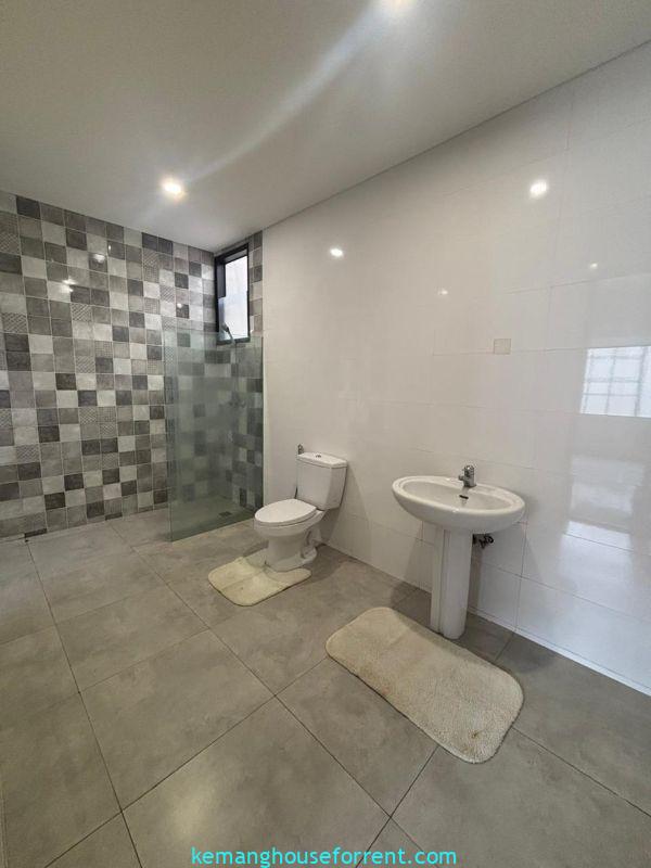Available House for Rent in Pejaten Jakarta Selatan (19)