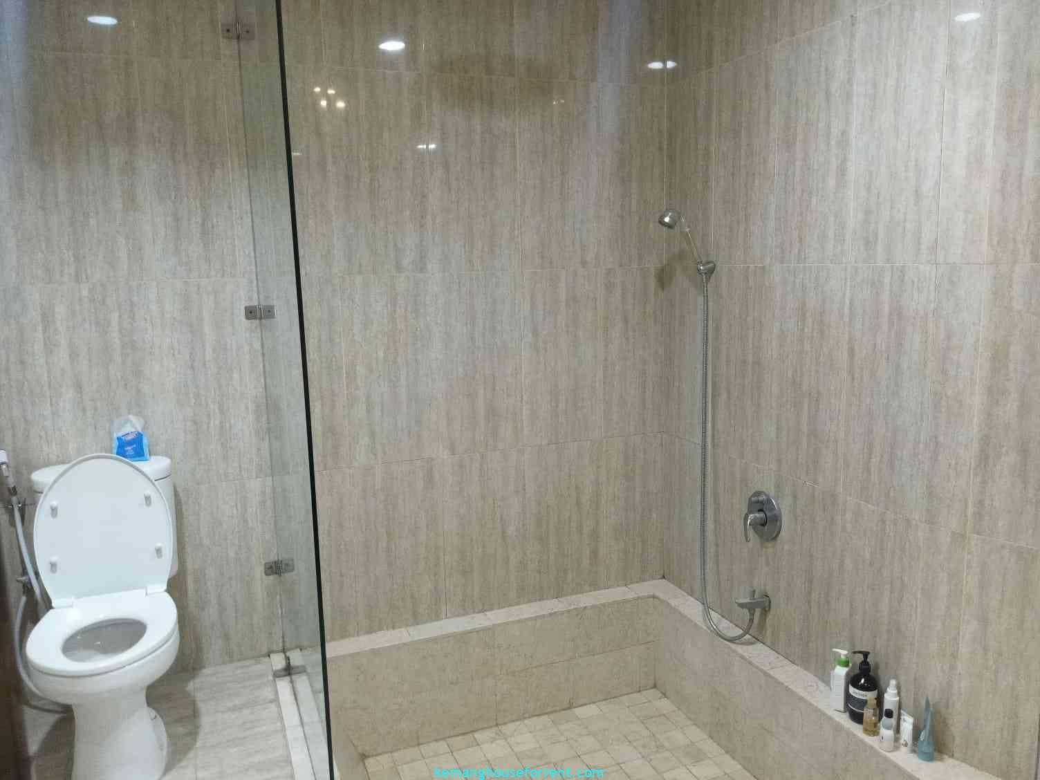 Cosmopolitan Kemang Village Apartment for Rent (1)