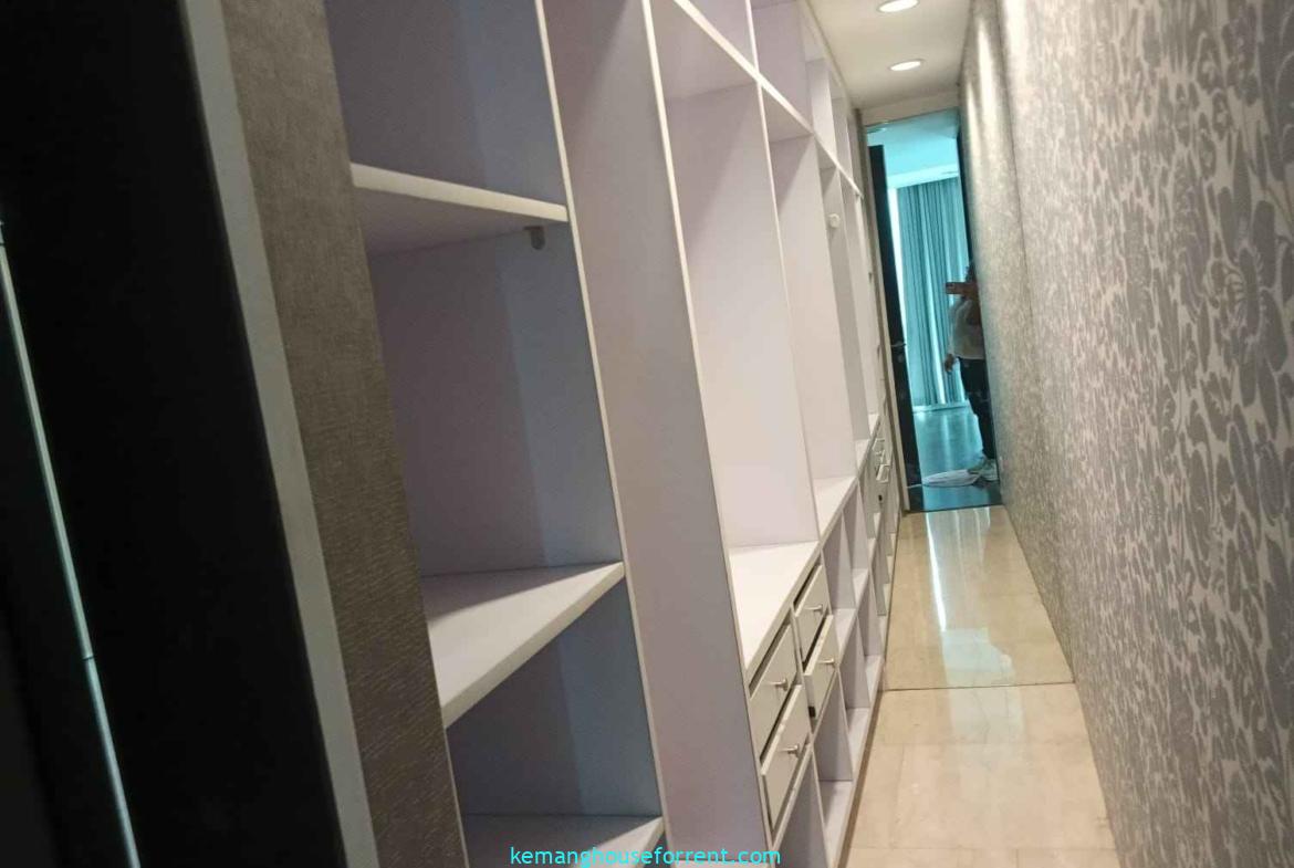Cosmopolitan Kemang Village Apartment for Rent (13)
