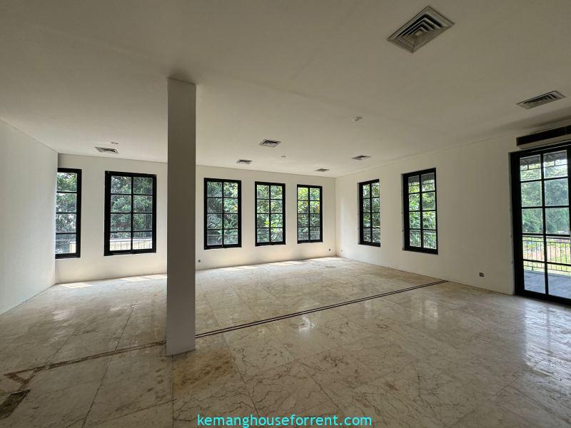 Dijual Bangunan Gedung 3 Lantai di Jl. Taman Kemang (12)