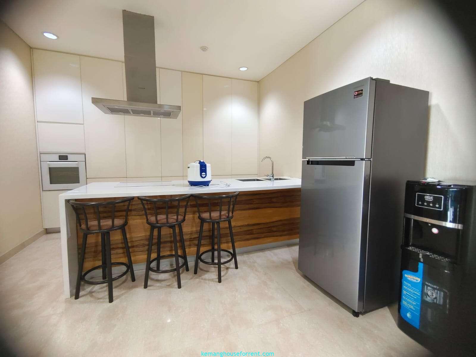 Luxury Apartment for Rent at Pakubuwono House (1)