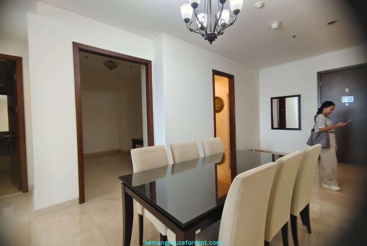 Luxury Apartment for Rent at Pakubuwono House (11)