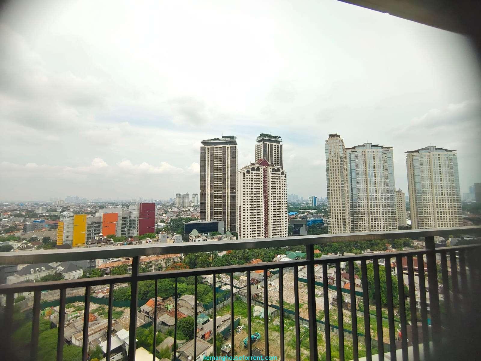 Luxury Apartment for Rent at Pakubuwono House (12)
