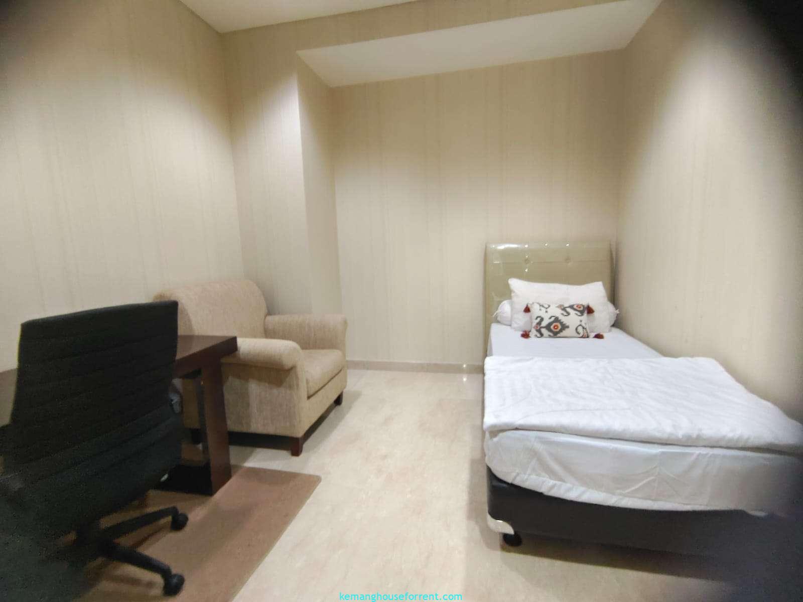Luxury Apartment for Rent at Pakubuwono House (18)