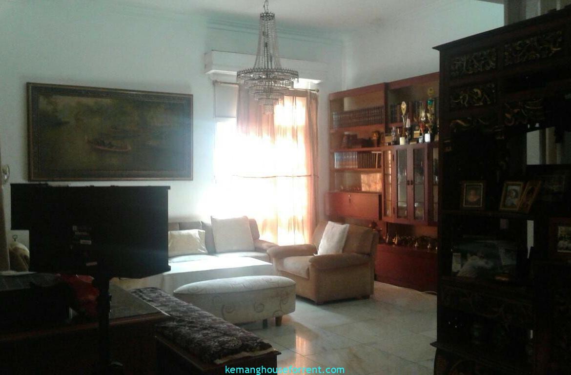 Rumah Mewah Dijual di Jl. Wijaya 1, Kebayoran Baru (1)