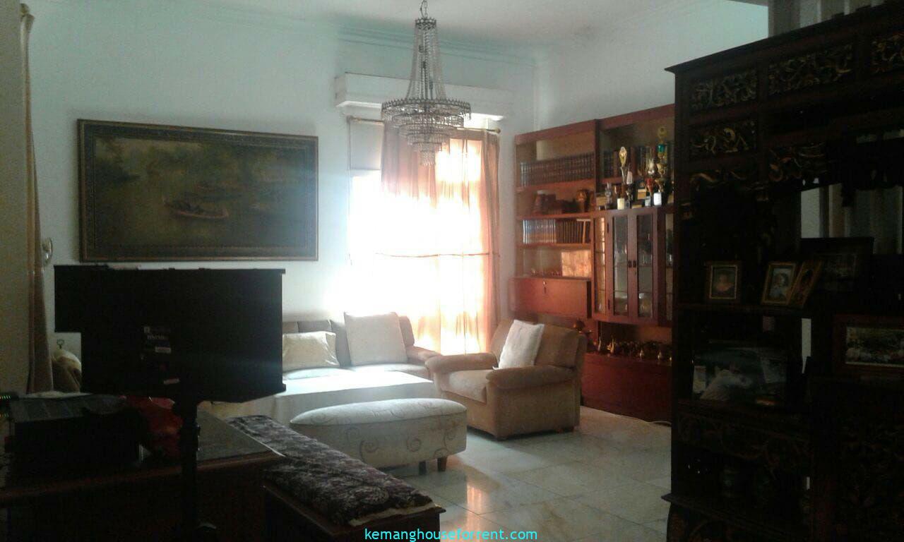 Rumah Mewah Dijual di Jl. Wijaya 1, Kebayoran Baru (1)