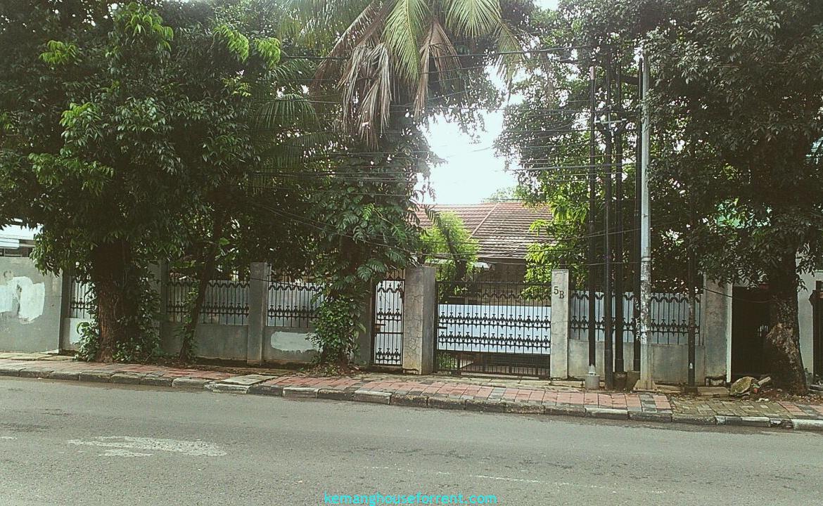 Rumah Mewah Dijual di Jl. Wijaya 1, Kebayoran Baru (7)