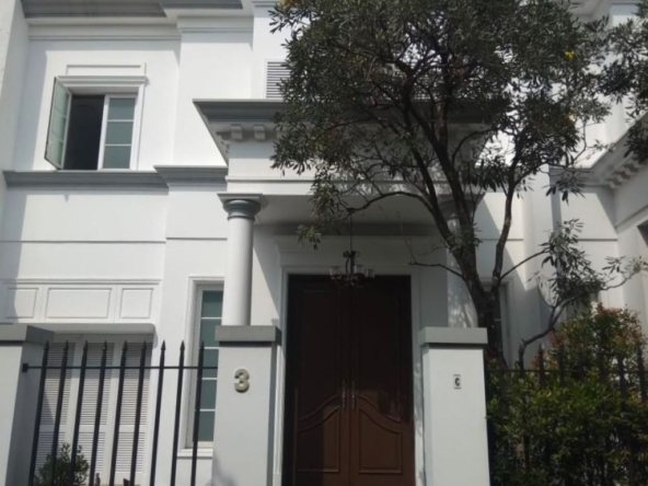 3-bedroom house for rent in Bangka Kemang