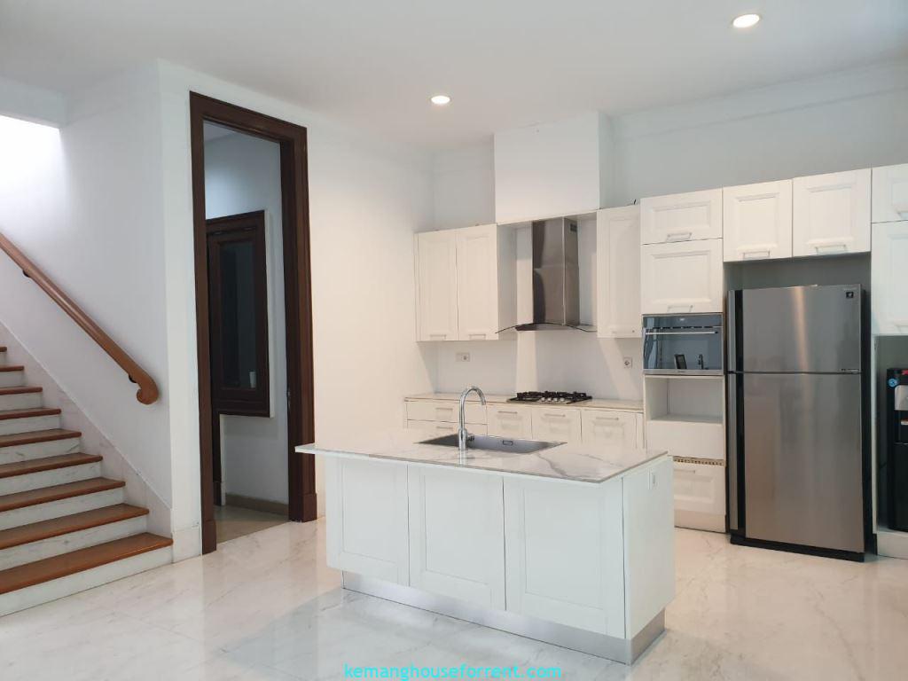 3-bedroom house for rent in Bangka Kemang