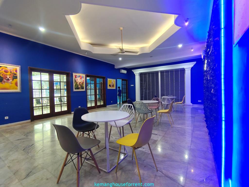 Dijual rumah mewah di Kemang Selatan
