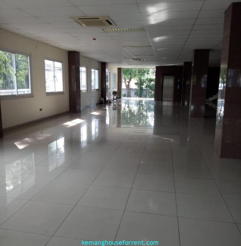 Gedung kantor disewakan Raden Saleh