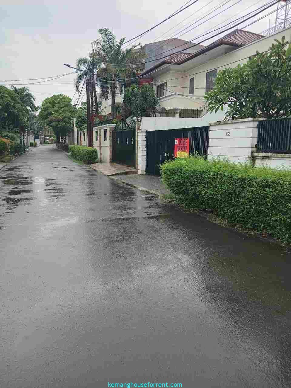 House for Rent in Kemang Timur V (2)