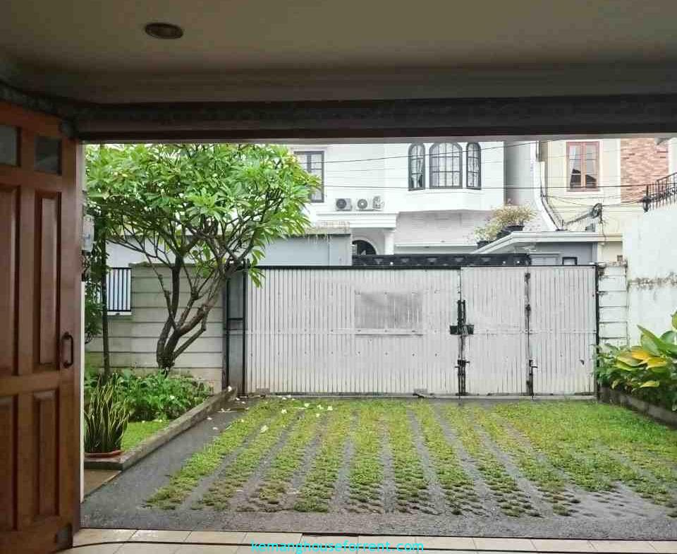 House for Rent in Kemang Timur V (3)