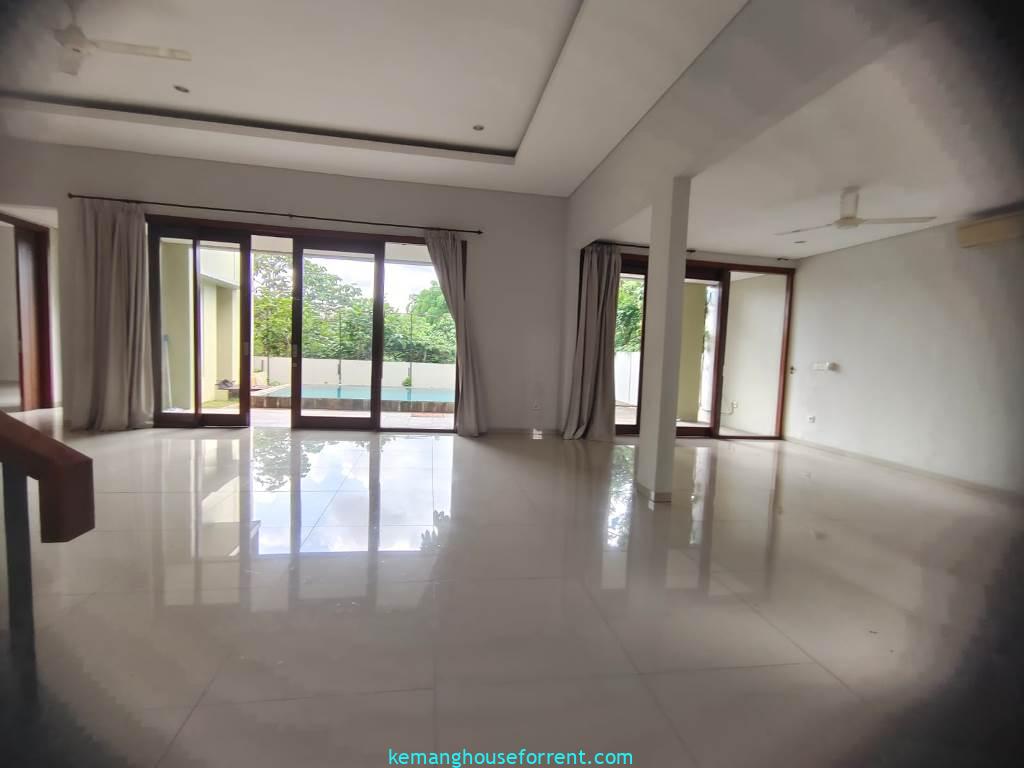 minimalist house for rent in Kemang Timur