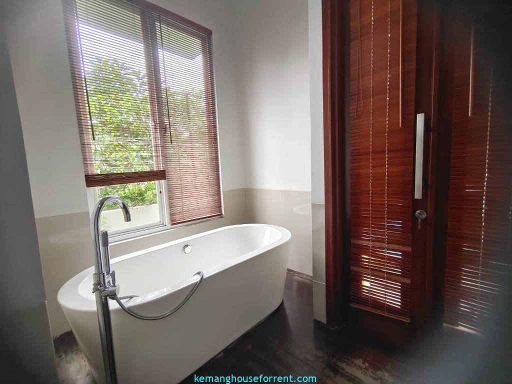 minimalist house for rent in Kemang Timur