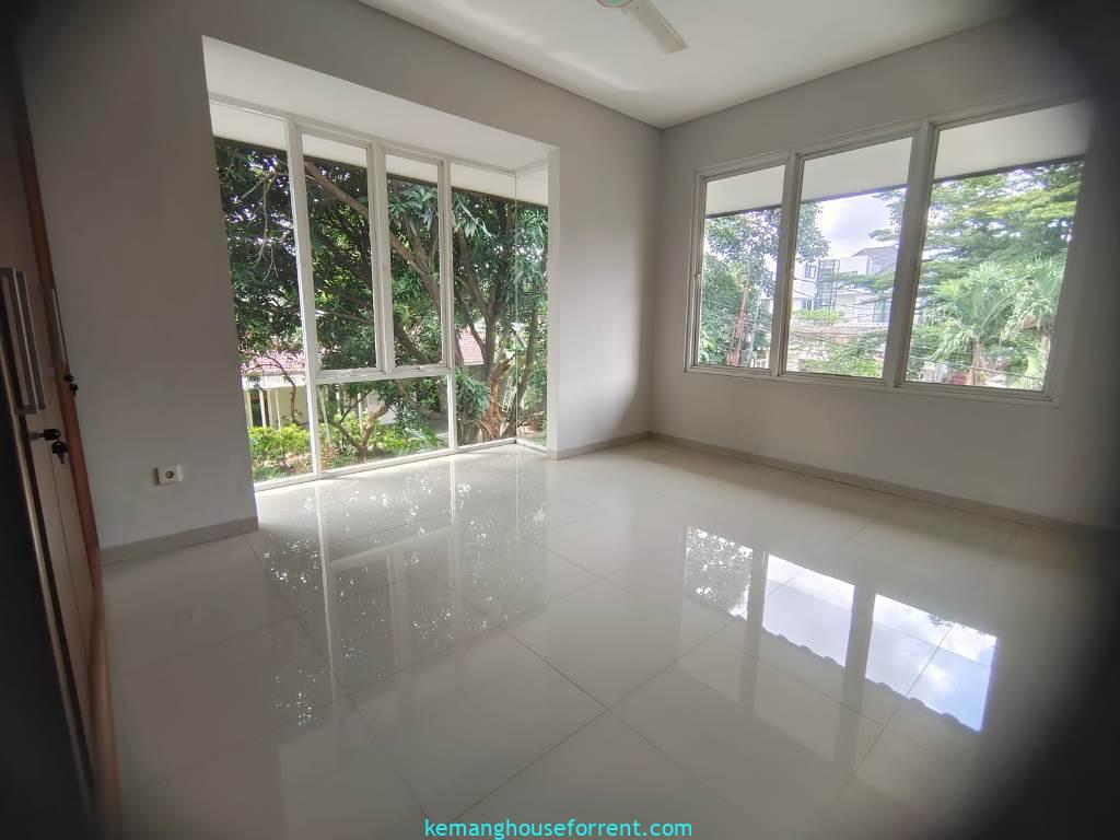 minimalist house for rent in Kemang Timur