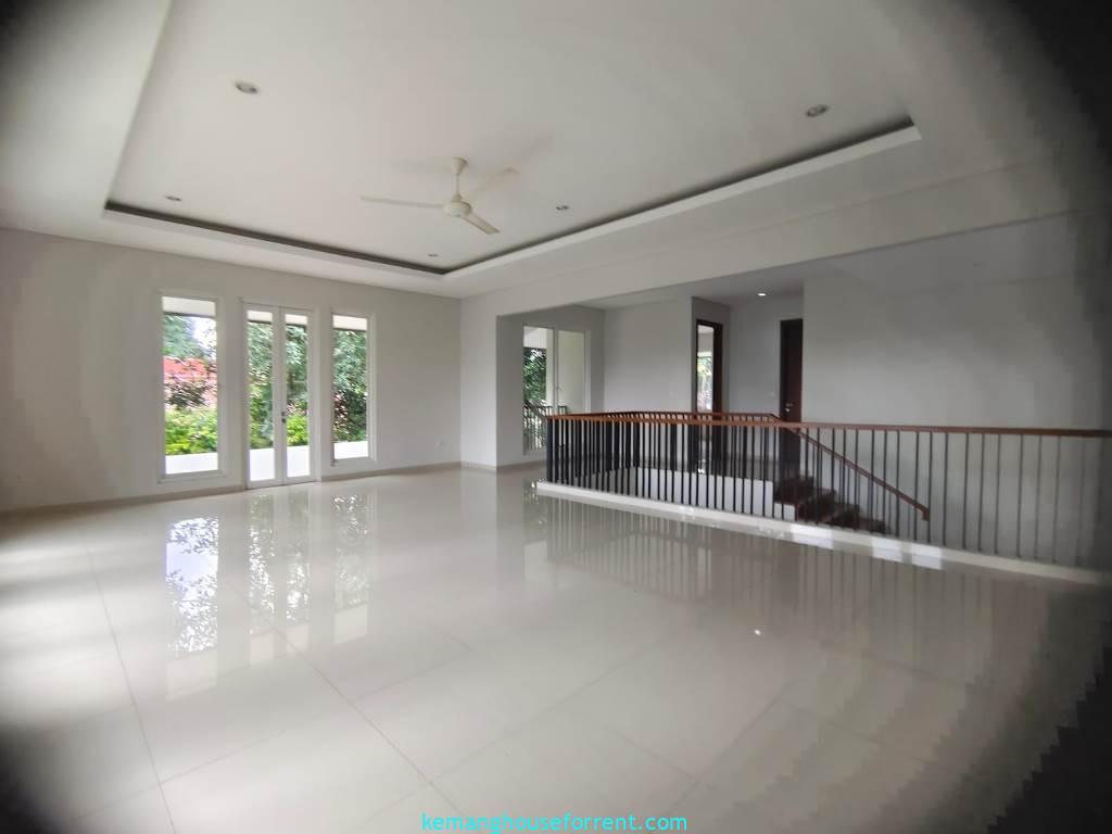 minimalist house for rent in Kemang Timur
