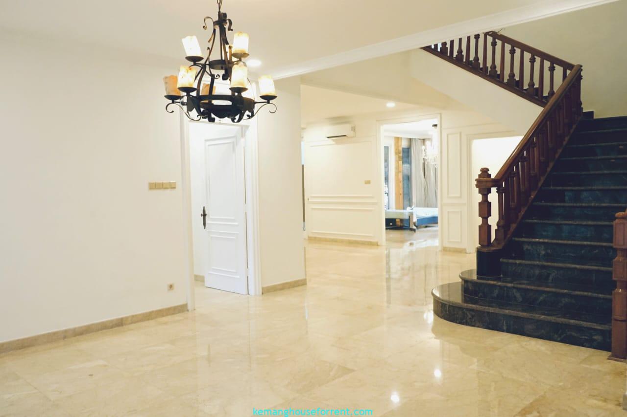 4 Bedroom House for Rent on Jl Sekolah Duta, Pondok Indah (1)