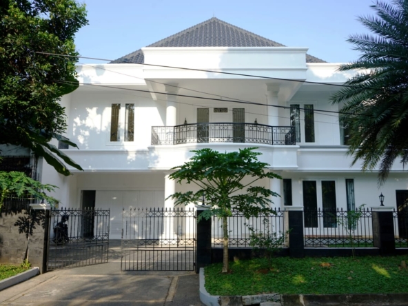 4 Bedroom House for Rent on Jl Sekolah Duta, Pondok Indah (2)