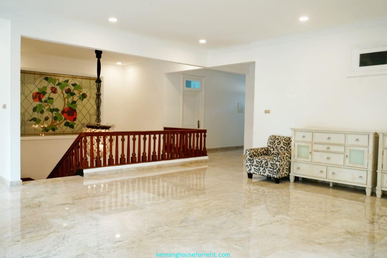 4 Bedroom House for Rent on Jl Sekolah Duta, Pondok Indah (3)