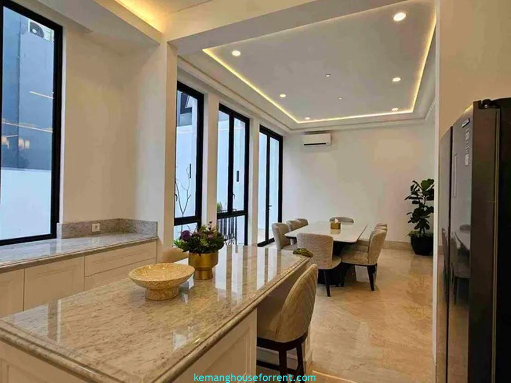Dijual Townhouse Baru Kebayoran Baru Jakarta Selatan