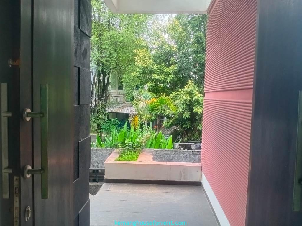 Rumah disewakan Villa Hijau Pondok Indah