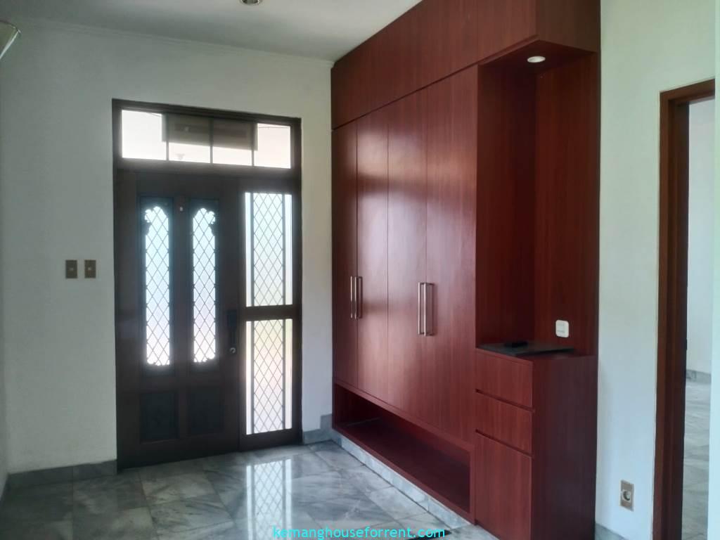 House for Rent Pondok Indah Bukit Hijau 6BR
