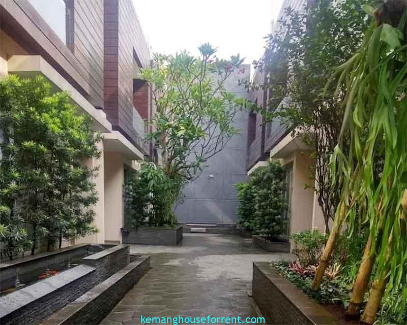 Modern 3BR Townhouse Casavilla in Kemang with Private Pool