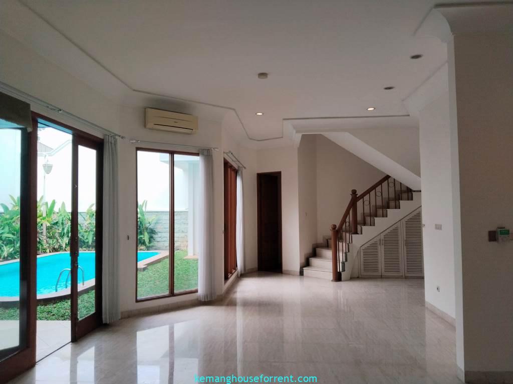 4 Bedroom House for Rent in Cipete Compound