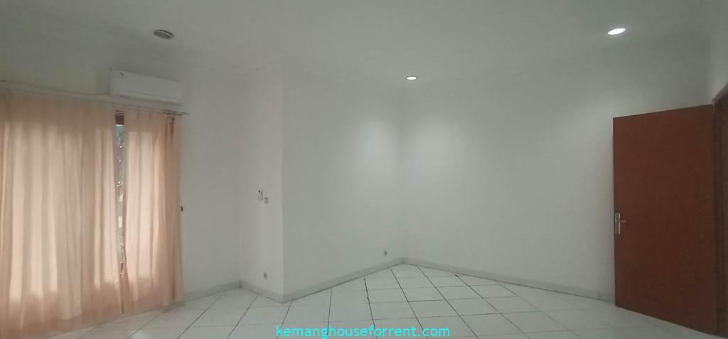 4 Bedroom House for Rent in Kemang Utara