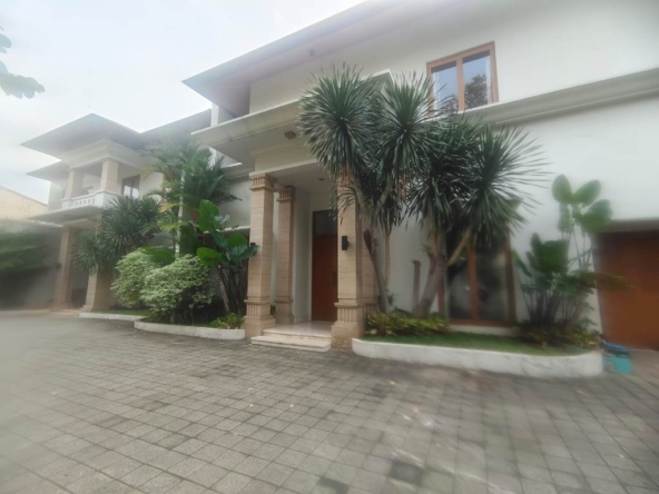 Compound House for Rent in Kemang South Jakarta
