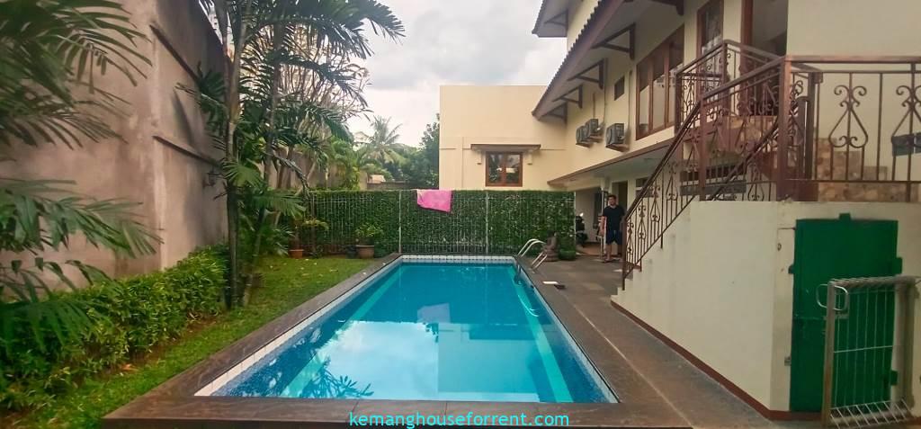 Compound House for Rent in Pejaten Barat Near AIS