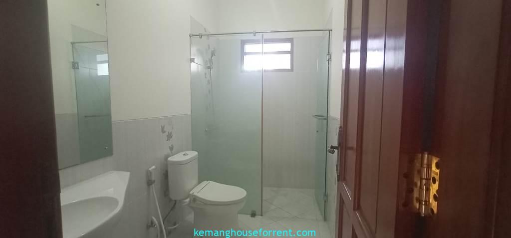 Compound House for Rent in Pejaten Barat Near AIS